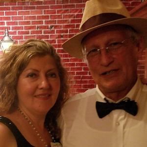 Meet your Posher, Cliff